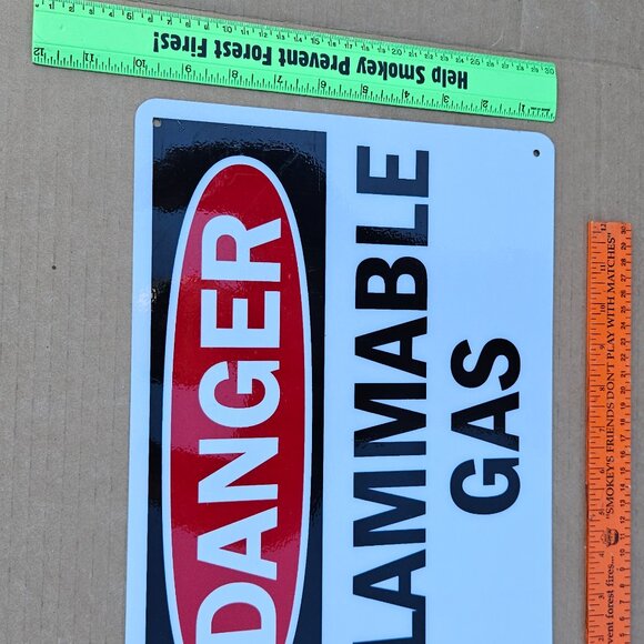 "Danger Flammable Gas" 10" x 14" Highly Reflective Metal sign - Picture 4 of 8